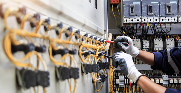 Professional Electrician technician working in Newark, AR
